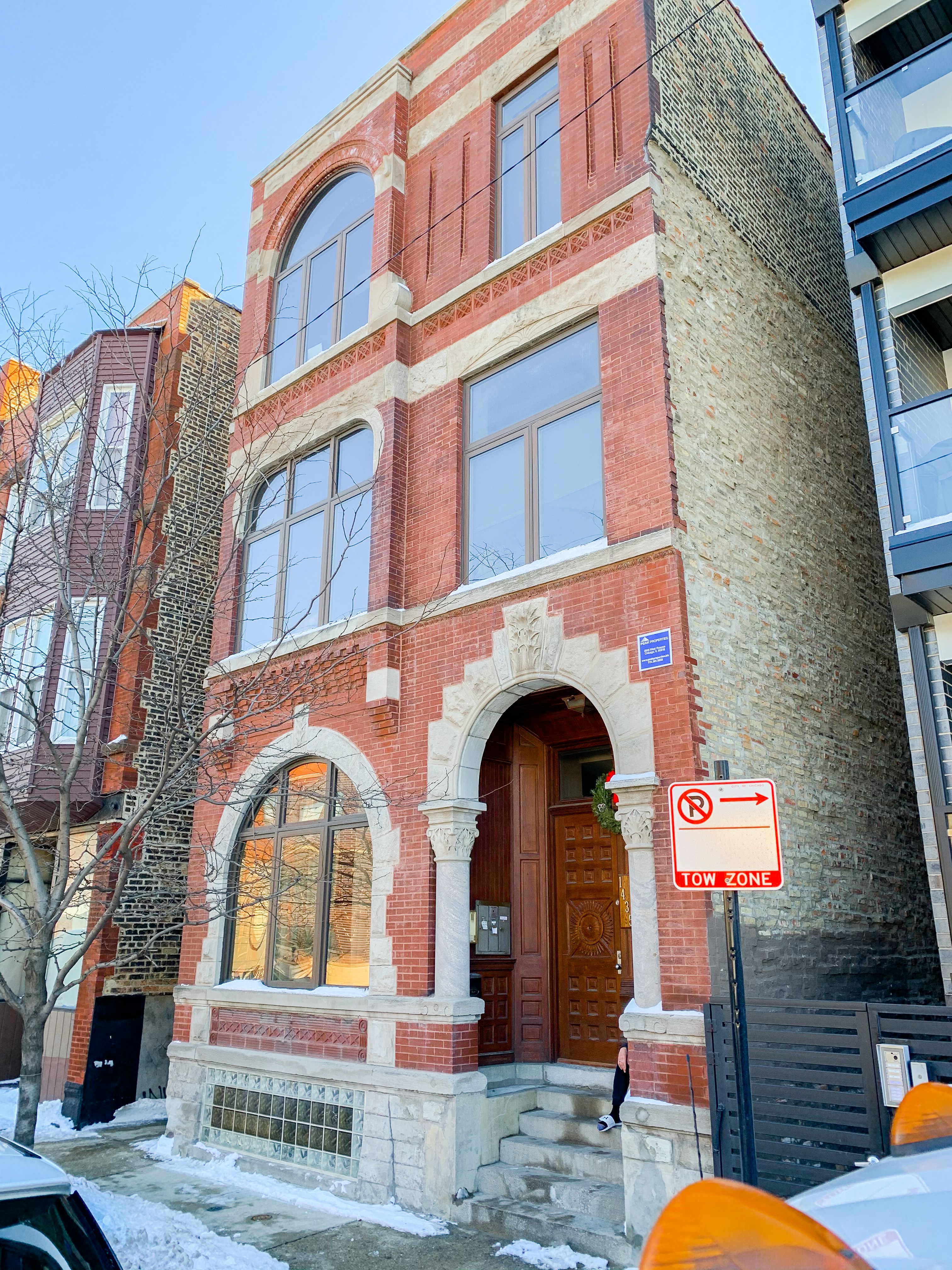 1435 W. Grand Ave. 1435 W. Grand Ave., Chicago, IL 60642 West Town - Leasing by Cross Street